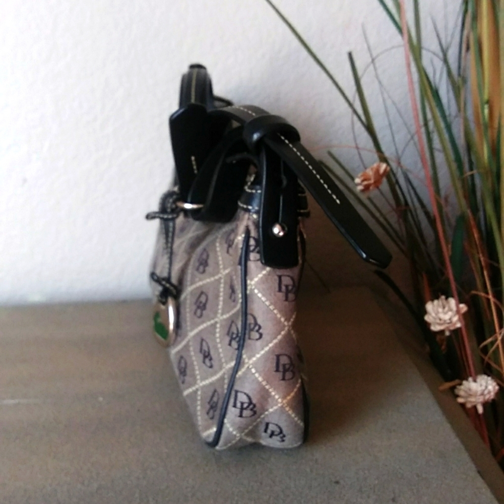 Dooney & Bourke Db Triangle Quilt Pattern Canvas … - image 3